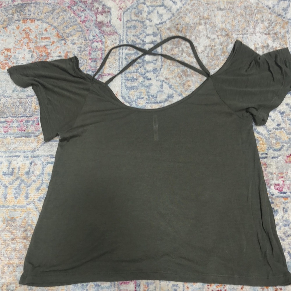 Tresics off the shoulder tee